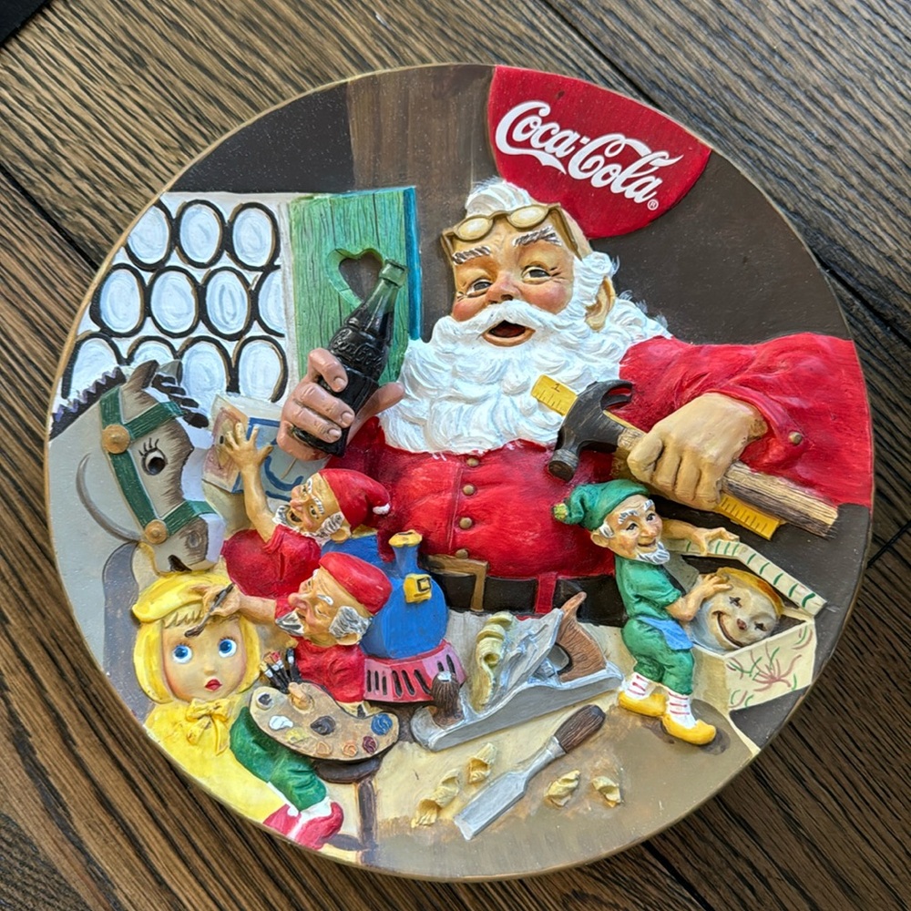 Vintage Santa's Coca-Cola Workshop Collectors Plate by The Franklin Mint